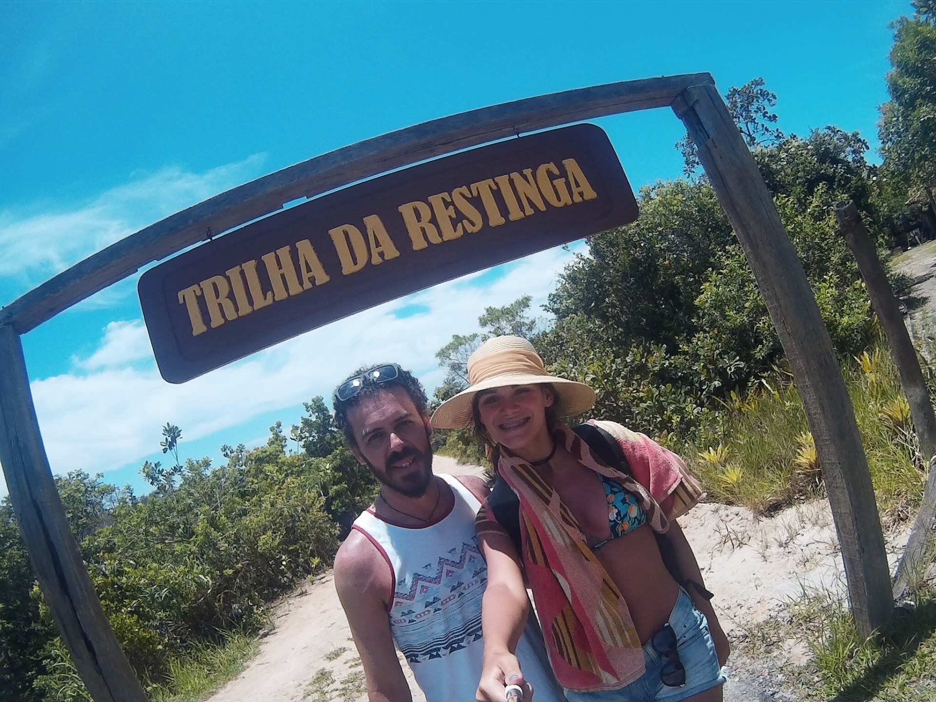 Entrada da Trilha que leva até a Lagoa dos Caraís.